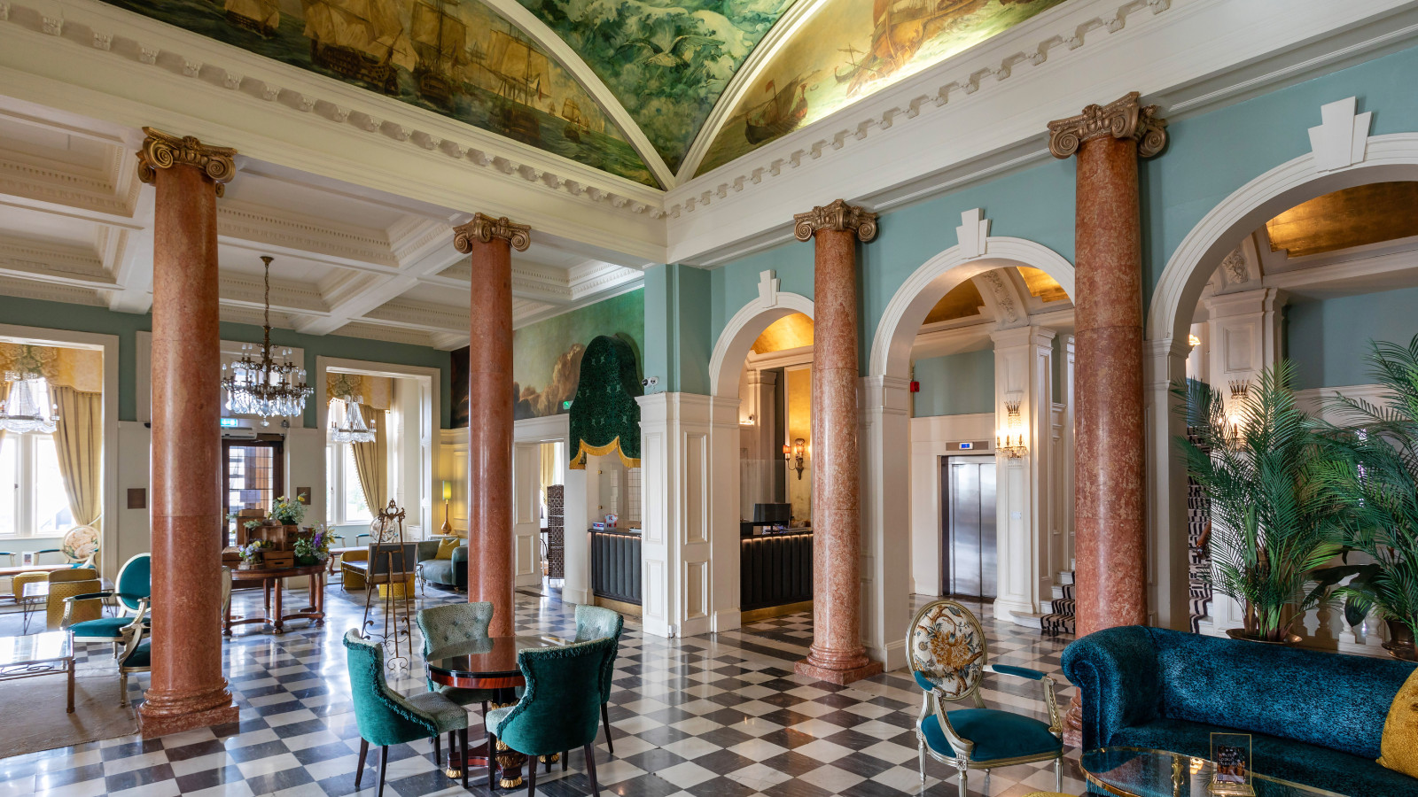 Queen's Hotel in Portsmouth, United Kingdom